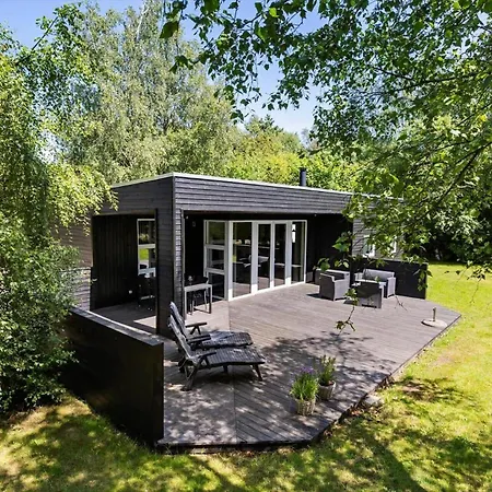 Lf16160-farso-lounsgaardvej-18 別荘