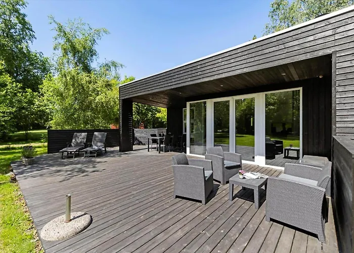 Lf16160-farso-lounsgaardvej-18 Farsø